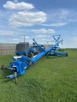 Brandt 1370-HP side swing auger
