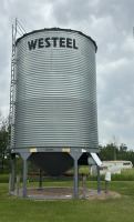 3000 bushel westeel grain bin with hopper