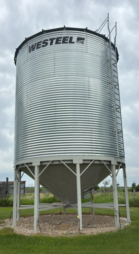 5000 bushel westeel grain bin on hopper