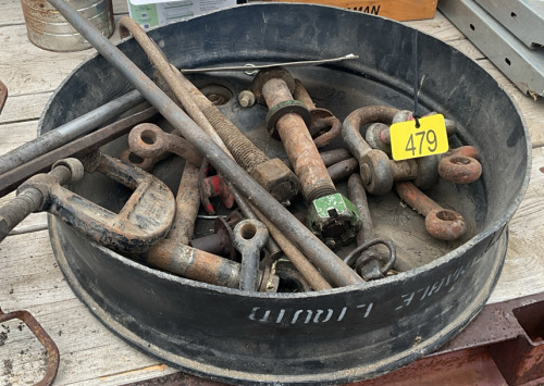 Assortment of bars, Clevus and pins