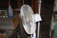 oscillating fan & 2 lamps