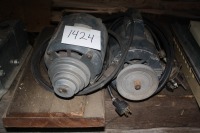 2 electric motors