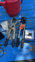 Livestock supplies, water bowl element, pressure switch