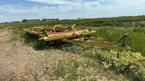 Degelman landroller 7651