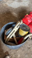 Tow rope, electric wire, small wheels