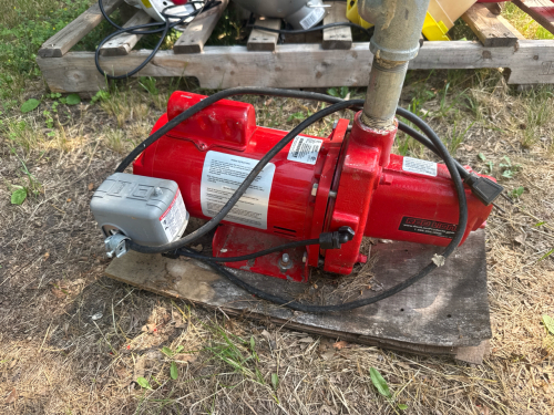 Red lion pump works but leaks