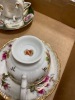 4 cup & saucers - 4