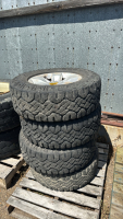 4- 265/70R17 tires on dodge rims