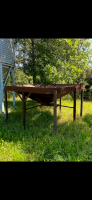 Square bottom hopper