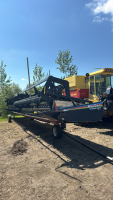 36&rsquo; MacDon 963 header