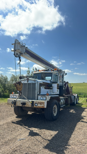 1986 Kenworth picker truck