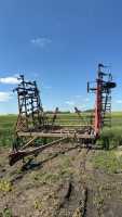 42&rsquo; field cultivator
