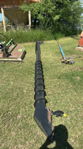 Pea auger for macdon header