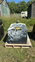 Slip tank