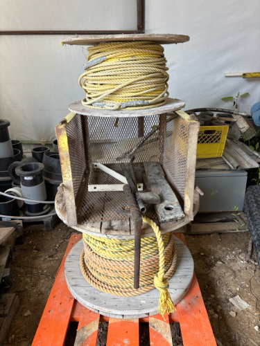 Assortment of rope