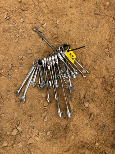 Assorted ratchet wrenches