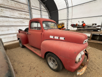 1952 Ford step side w/flathead (running)