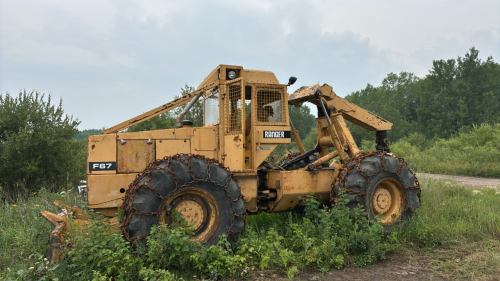 1987 Ranger F667 GR hydraulic grapple skidder