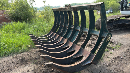 11ft Loader mount Bush piler