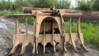 10.5 ft hoe grapple piler