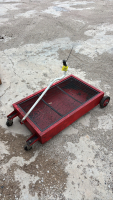 Large oil drain on wheels