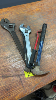 2- bars 2- crescent wrenches 1- hammer