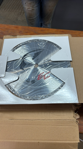 2 boxes 14&rdquo;x 72 tooth saw blades