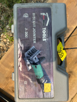 Biscuit jointer