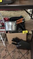 Kitchen supplies, organizing rack, cooler bags