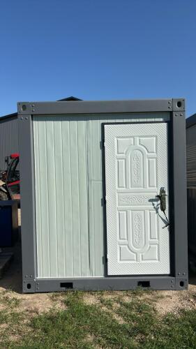Portable bathroom with shower (66&rdquo;x83&rdquo;)