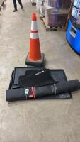 Rubber matting, 4 pilons