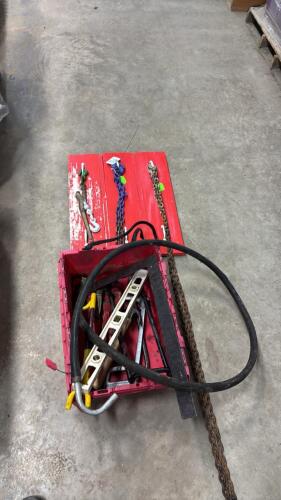 2 chains, 1 boomer, assorted shop tools.