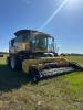 New holland CR9080 combine with pickup header - 3