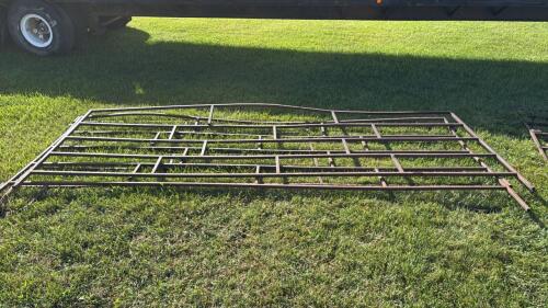 3- 12&rsquo; panels