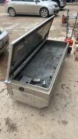 Slip Tank/ toolbox