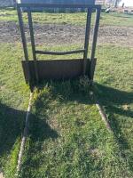Skid steer mount bale fork