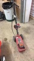 Air/Hydraulic Jack