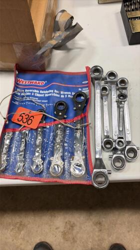 Assorted ratcheting box end wrenches