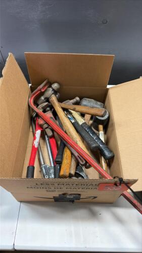 Hammers/ Hacksaws/ bolt cutter/ crow bar
