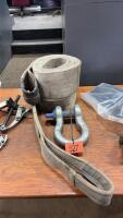 2- Tow straps / large Clevis