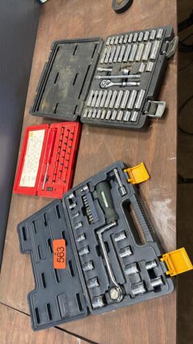 Ratchet socket sets