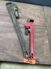 Pipes wrenches
