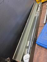Gray 3/4 drive torque wrench