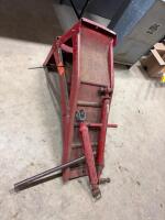 Steel truck ramps & 3 point hitch bars