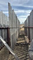 2-24&rsquo; self standing windbreak panels