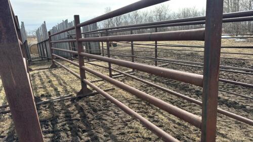 2-28&rsquo; self standing panels 5 bar 2&7/8&rdquo;