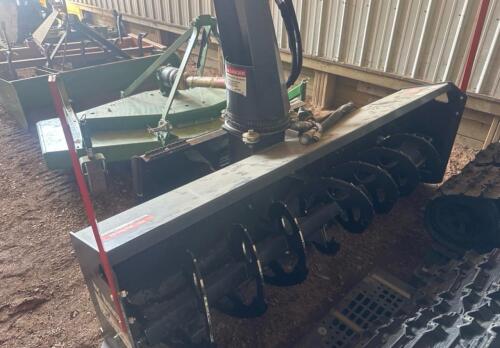 Bobcat SB200 snow blower