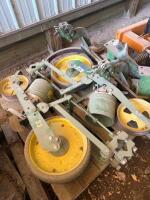 JD33 planter parts