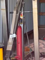 Engine hoist
