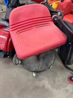 Shop creeper and creeper chair